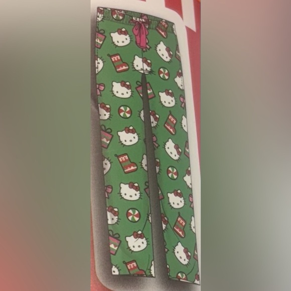 NWT Hello Kitty Ladies Sleep Pants Size Medium & XL. Green Christmas Design - Picture 3 of 8